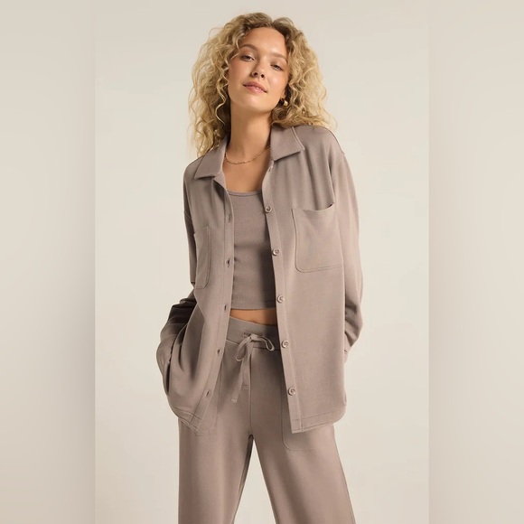 Z Supply Tops - NWT Z Supply Layover Top